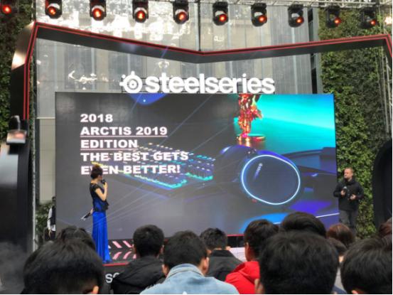 李哥在上海活动,李哥上海走秀