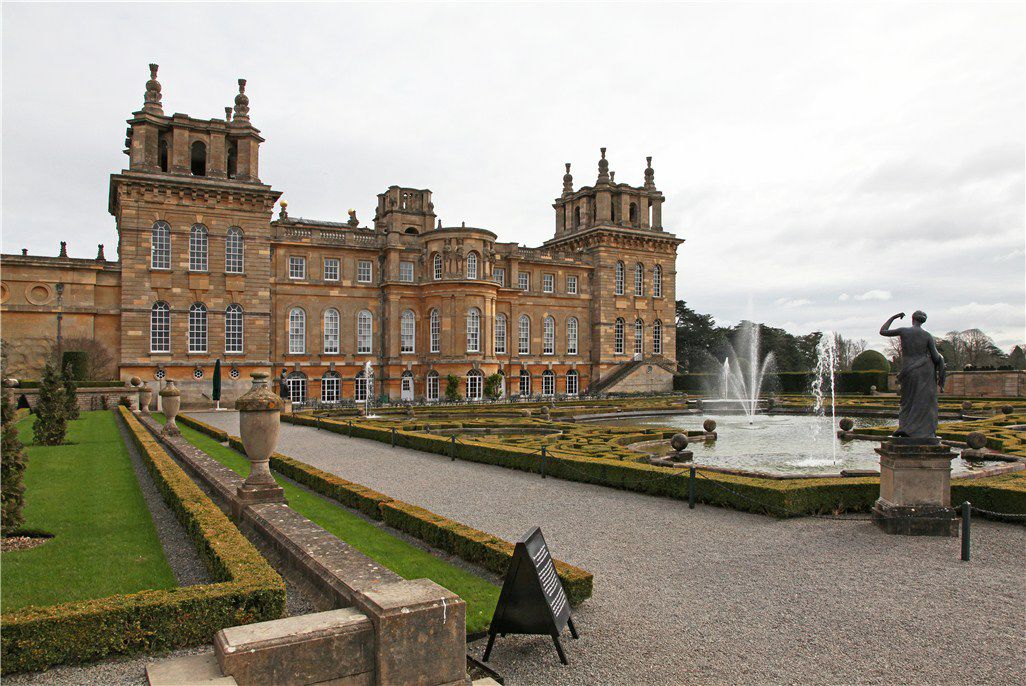 世界十大庄园平面图,世界著名城堡庄园