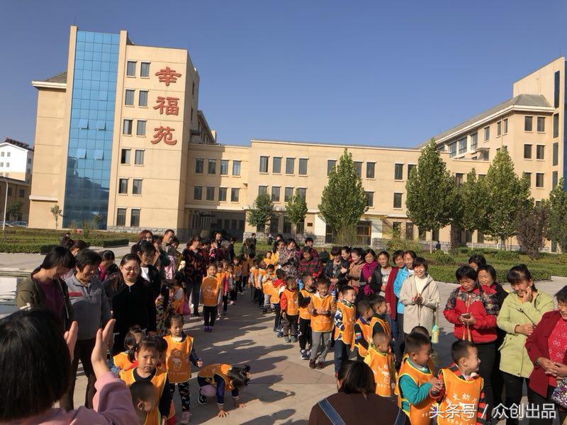 九九重阳节浓浓敬老情走进敬老院,九九重阳节浓浓敬老情小学生