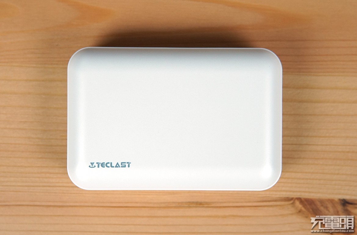 type-c显示器带电源,type-c输入电压范围