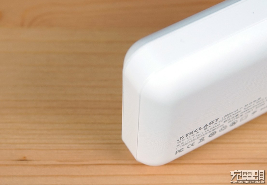 type-c显示器带电源,type-c输入电压范围