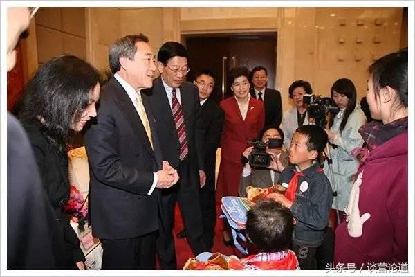 那个让比尔·盖茨仰望的中国人，走了