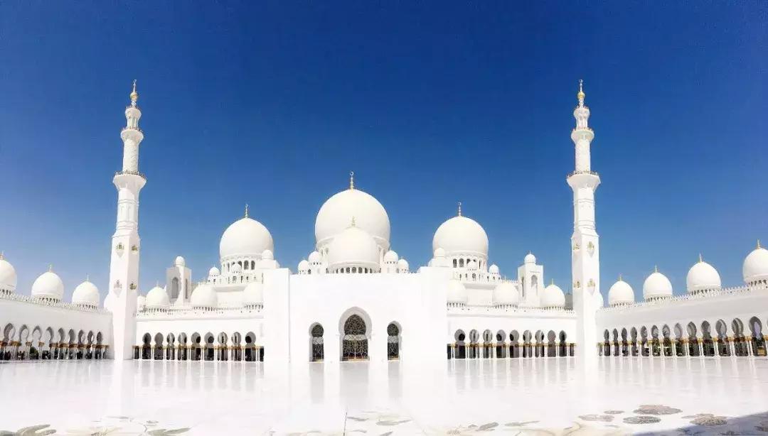 雅加达机场免税店必买清单,成田机场免税店购物必买清单