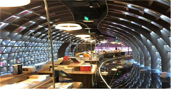 贵阳太空漫游体验馆云上方舟,贵阳云上方舟穿越时空之门在哪里