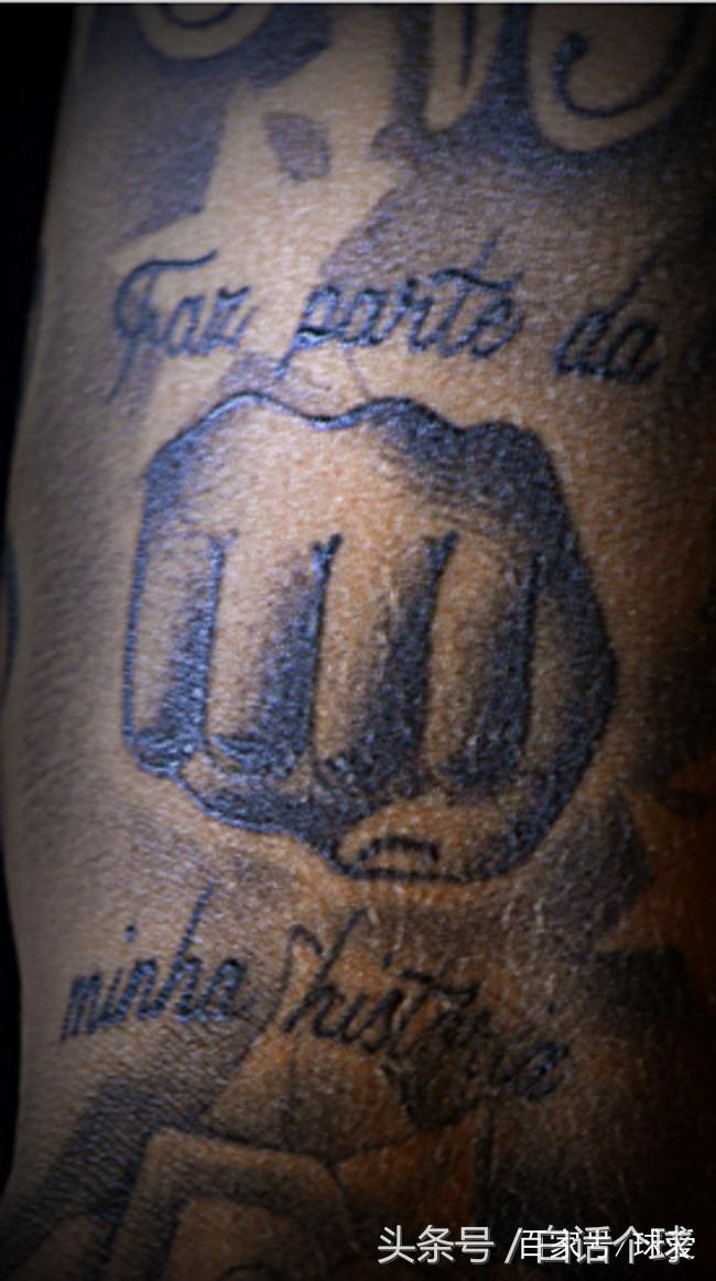 内马尔纹身帅照,内马尔的纹身为啥能一直换