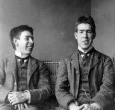 玻尔：丹麦国脚踢进奥运会斩获银牌，跨界当数学家还是菲尔兹主席