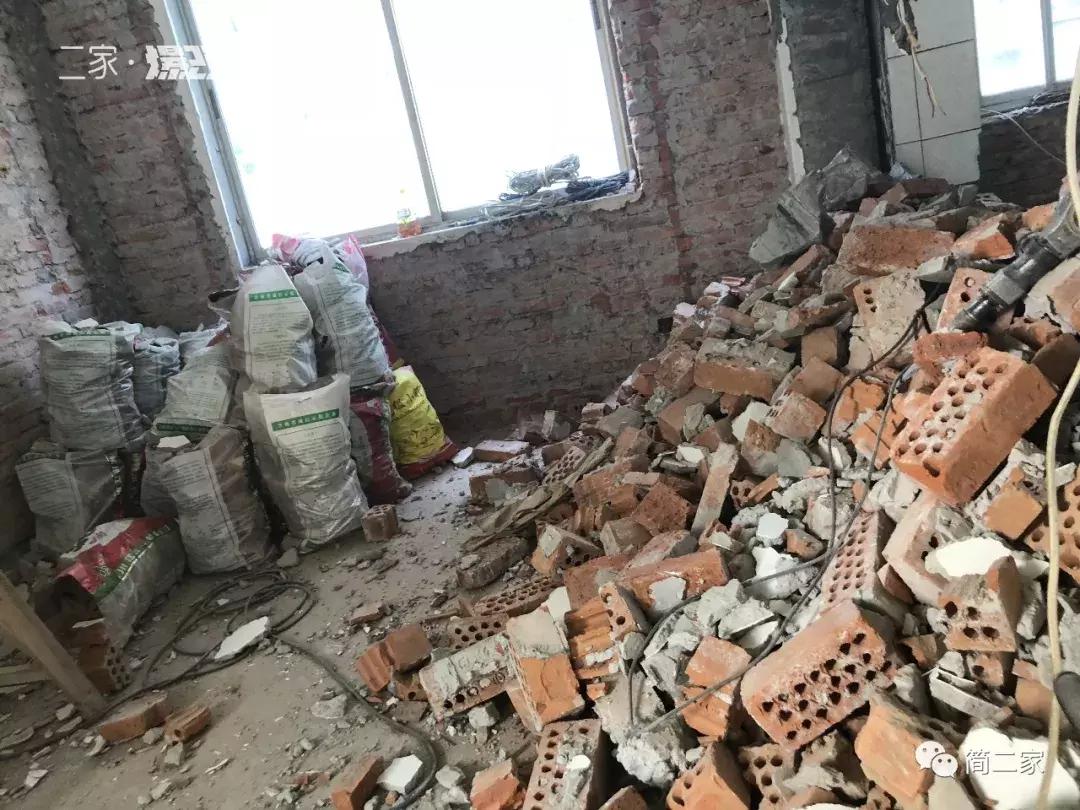 大刀阔斧装修,热火朝天地装修房子