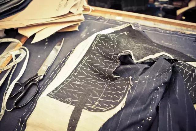 当男人开始关注哲学,当男人开始注重自己形象说明什么