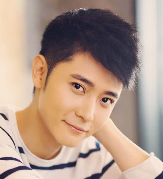 张丹峰年轻时视频,张丹峰年轻时的视频