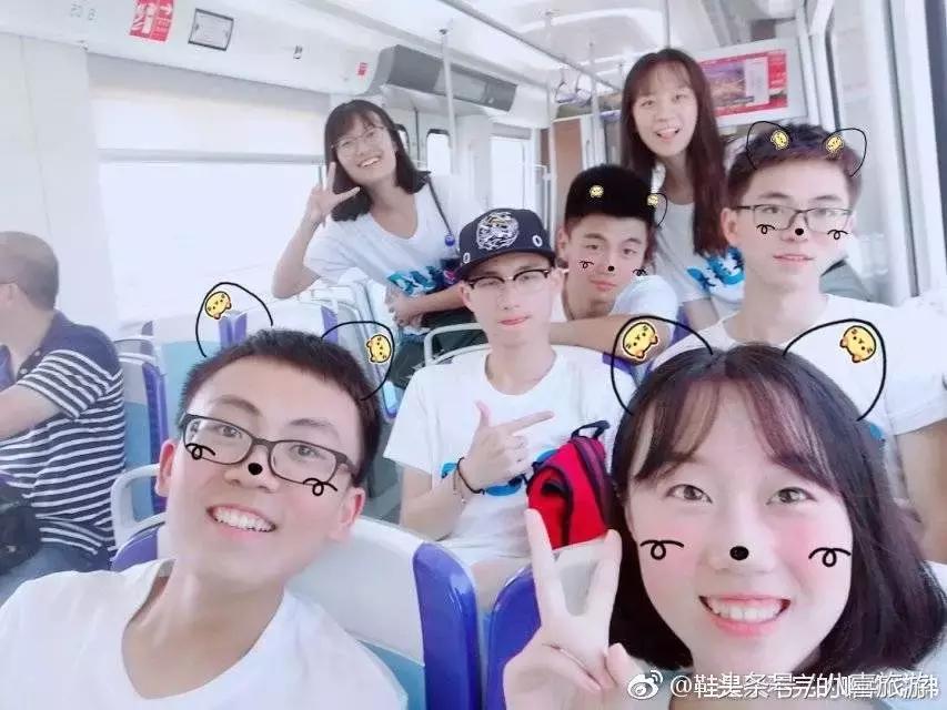 老外游崂山,坐青岛11号线去崂山