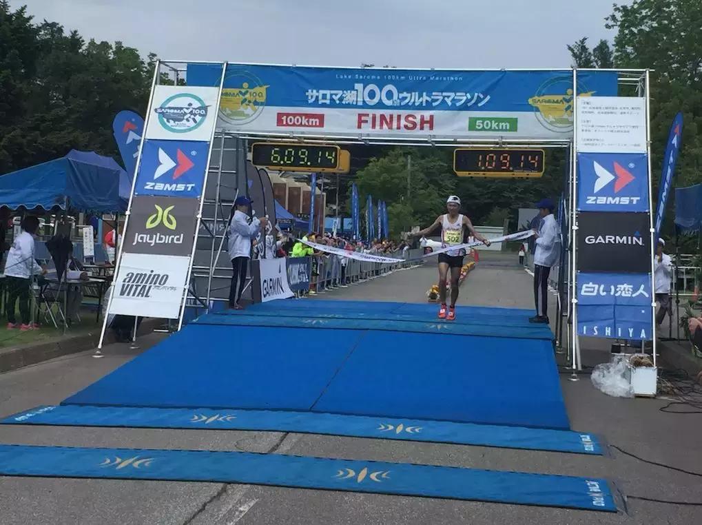 4分22秒跑1000米,4分35秒跑一千米的速度