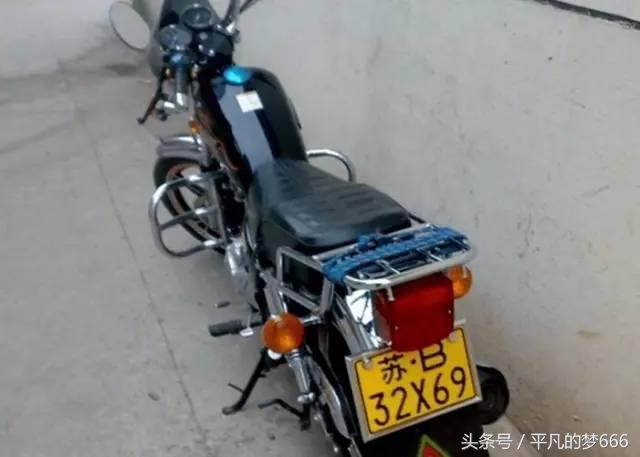 车牌颜色学问大，各种颜色都代表啥？