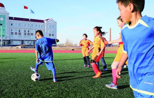 校园足球点亮梦想作文,校园足球星星之火