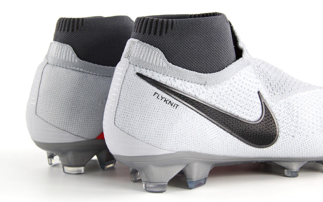 耐克暗煞phantomvsn2t,中场大师足球