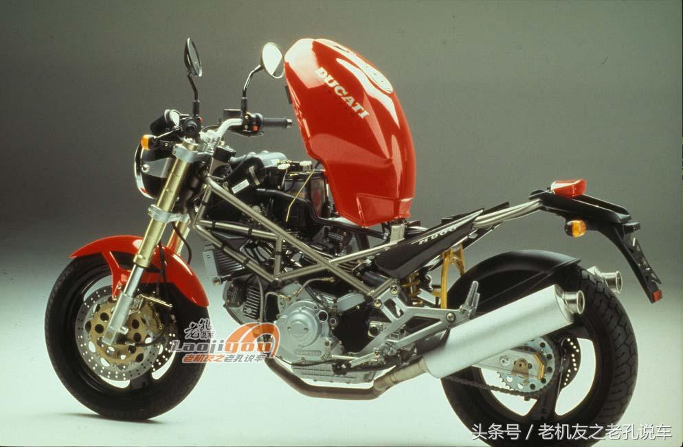 杜卡迪monster821vsscrambler1100,最老款杜卡迪怪兽