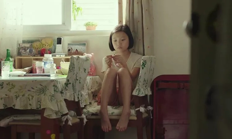 软色情又泛滥：初中生学习资料竟夹带色情内容