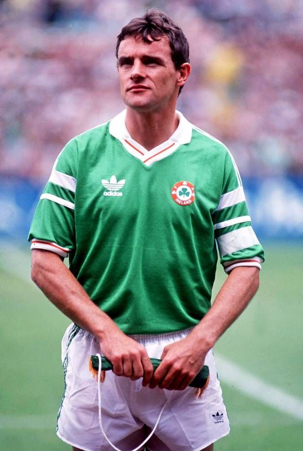 足球运动中的两翼齐飞,足球运动员转行解说