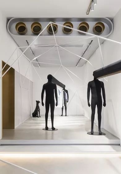 上塘路这家店从不开门？奇怪……这到底是什么神仙操作？