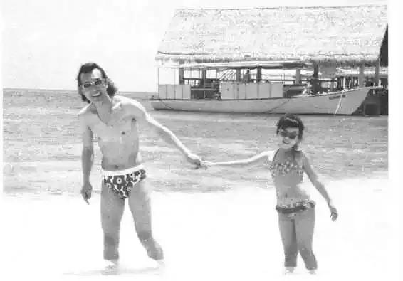 看完李咏写的《女儿法图麦·李》，泪奔！