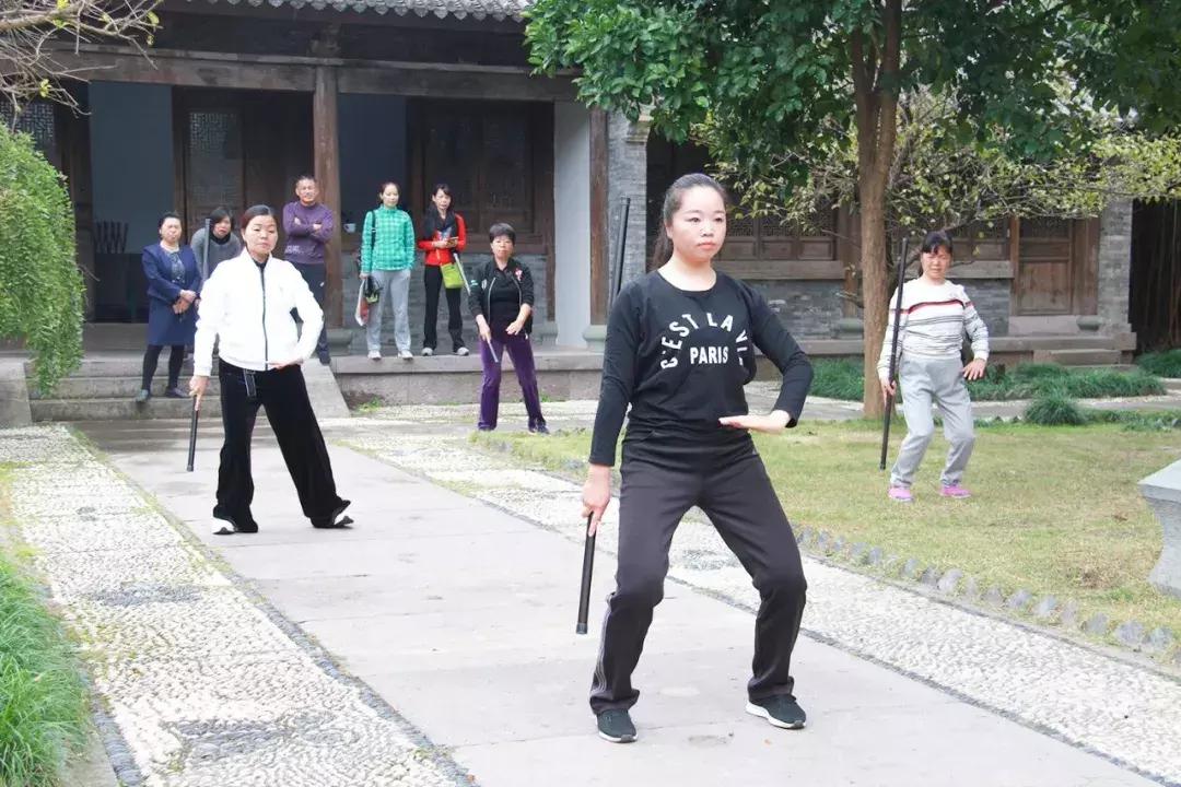 娴欐睙鍙板窞瀹濊棌鐢峰,鍙板窞瀹濊棌鐢风敓