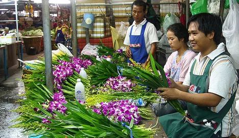 曼谷必去的夜市,曼谷joddfairs火车头夜市