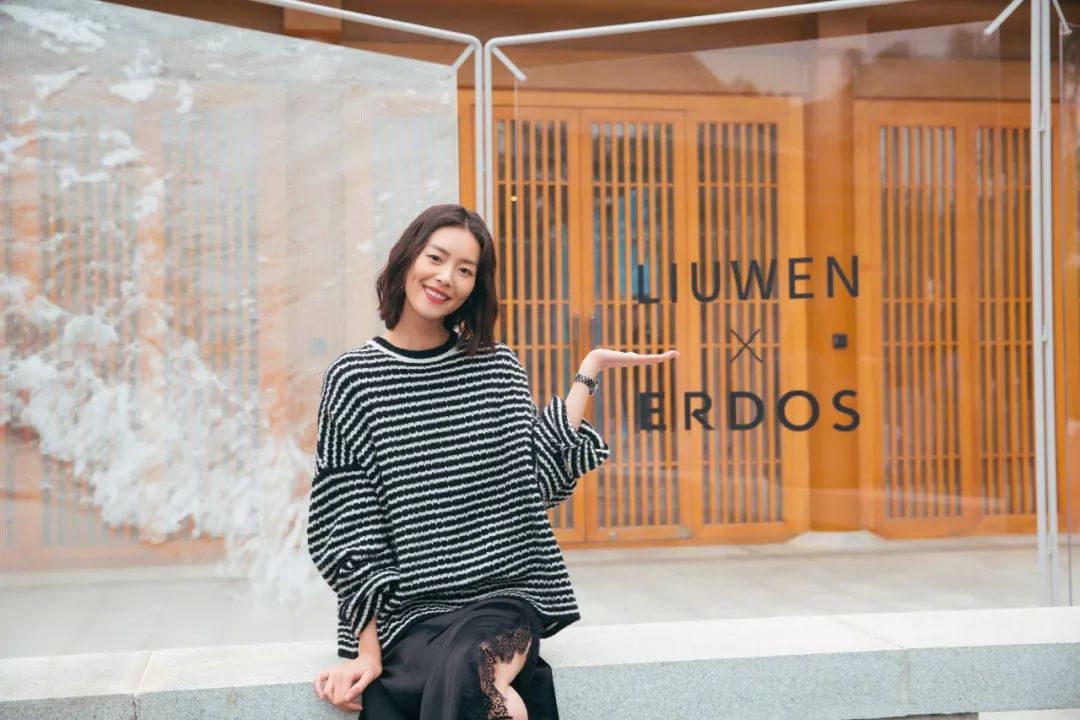 不是所有的羊绒衫都是柔软的么,质感柔软羊绒衫穿着舒服春秋