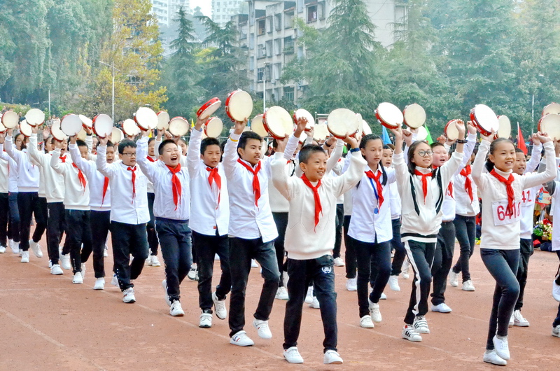 恩施市实验小学足球比赛,建始县实验小学2023运动会