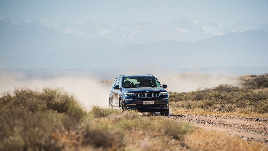 jeep大指挥官发展史,jeep大指挥官豪华和旗舰推荐