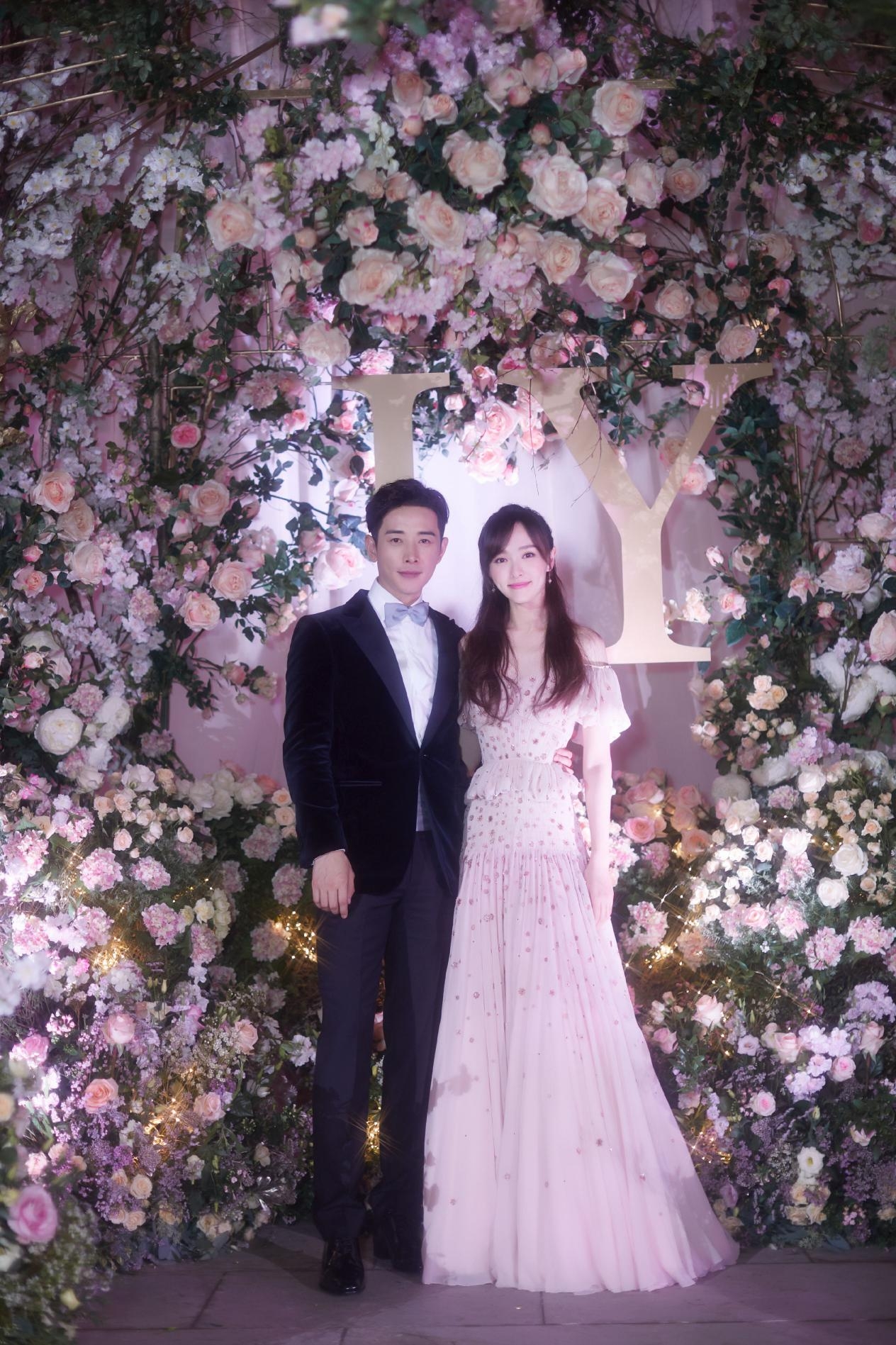 唐嫣罗晋婚礼美照,唐嫣罗晋婚礼晚宴现场曝高清图