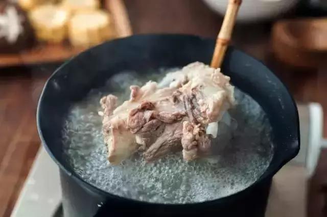 两人份火锅自制,家庭版鸳鸯火锅的简单做法