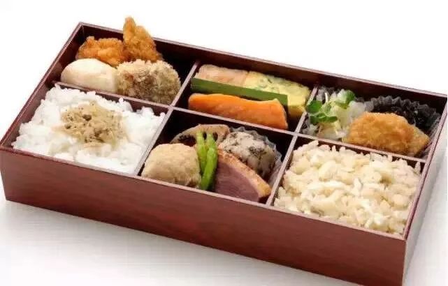 世茂广场新开,世茂广场b1楼