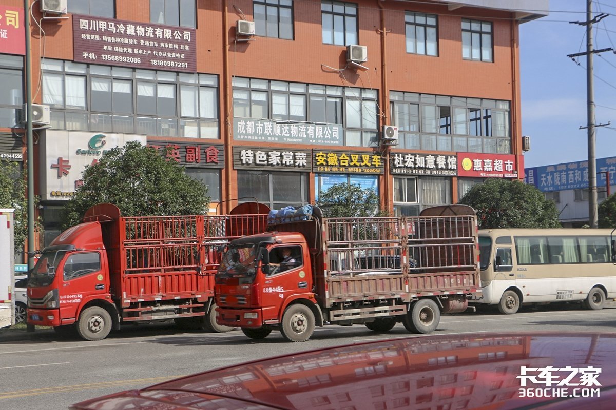 年检超重车辆最新规定,蓝牌轻卡年检称重几吨合格