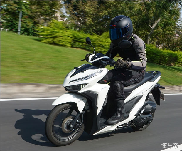 东南亚专属车型2019款本田Vario150试驾体验
