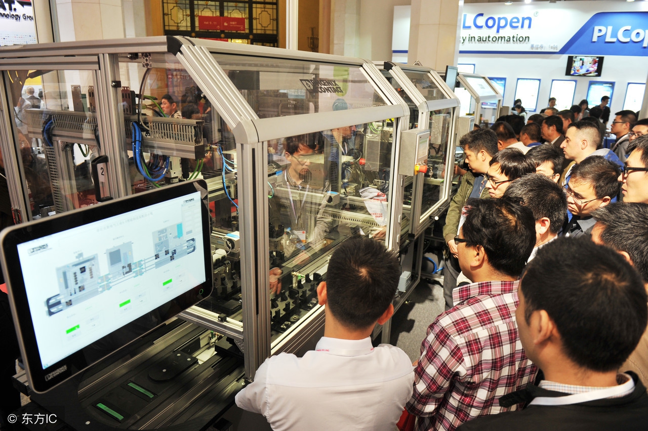 富士康裁员新闻,富士康想摘掉代工厂帽子