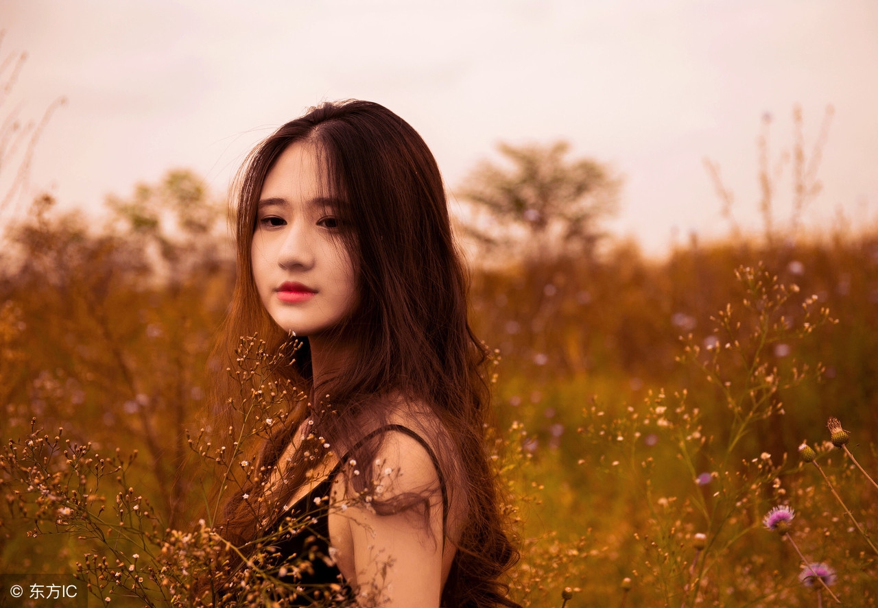 怀疑男友劈腿要不要找他对峙,怀疑男友出轨了他却笑着解释