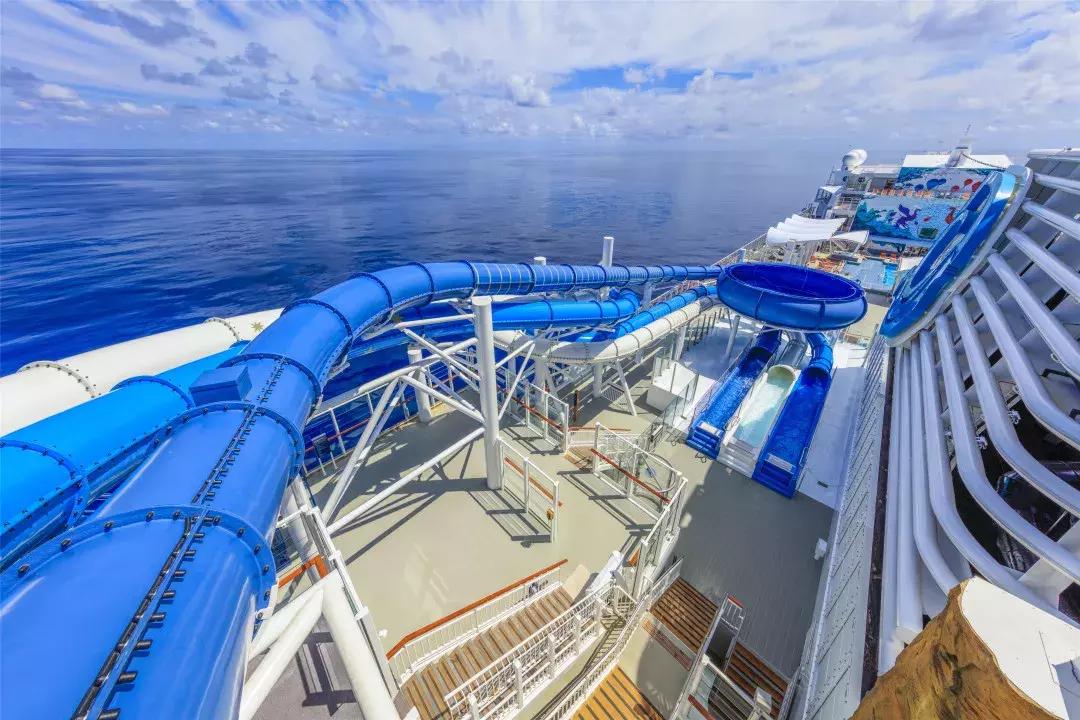 荣获2019年最佳中国母港邮轮的“星梦邮轮”到底有多酷？奢华体验