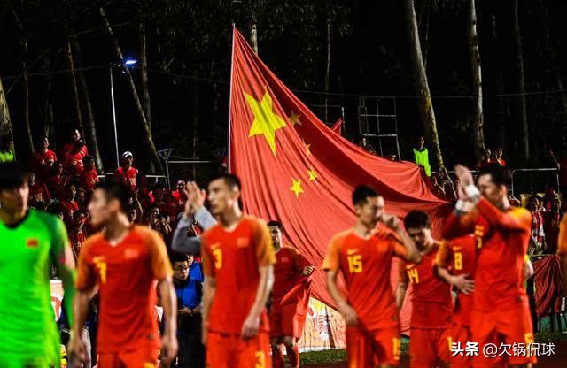 足球名嘴炮轰足协队员,中国足球名嘴怒怼里皮