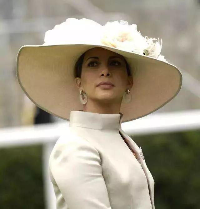 迪拜王妃哈雅事件,迪拜王室哈雅王妃婚姻