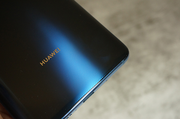 华为mate202022年值得入手吗,华为mate20实际体验2020年