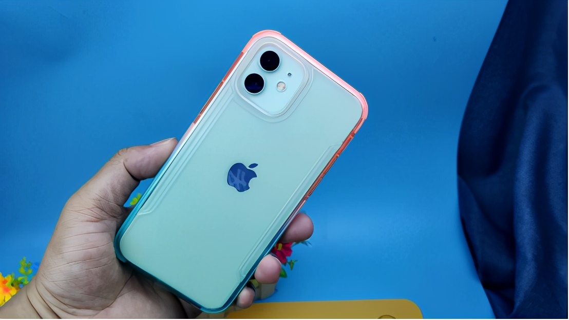 薛之谦同款手机iphone,售价288的防摔手机壳