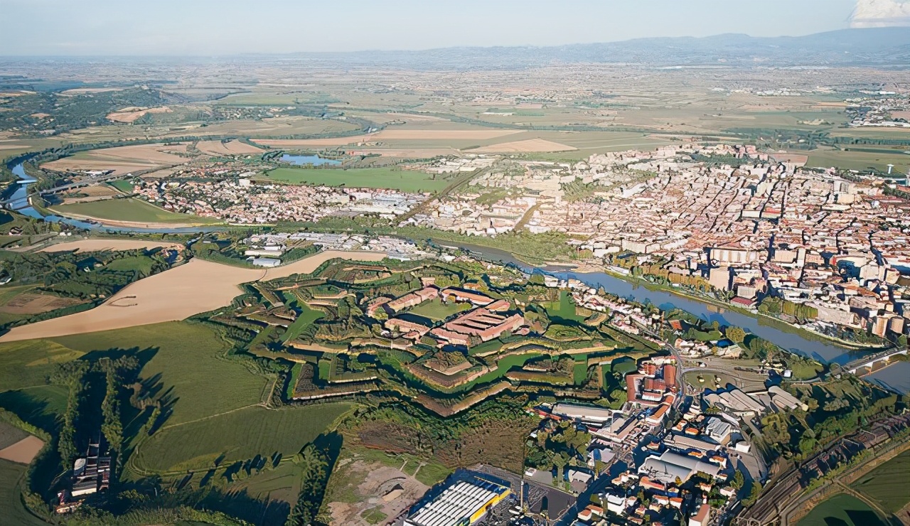 意大利著名百年珠宝品牌,意大利十大奢侈品牌珠宝