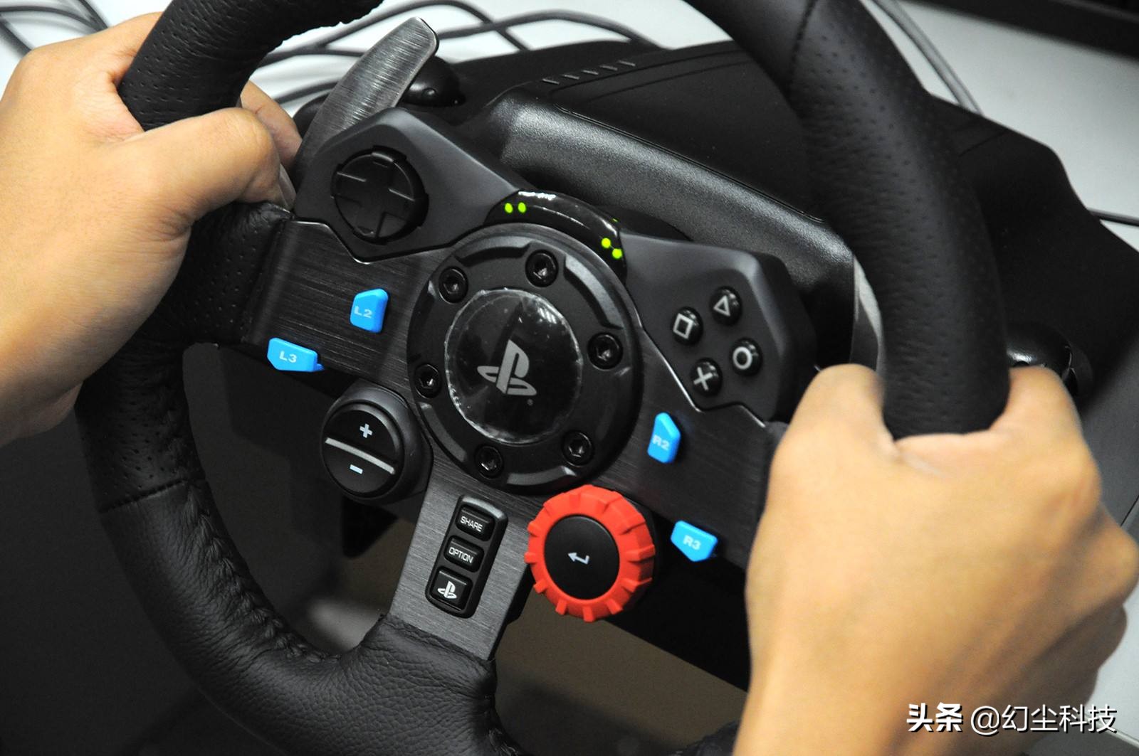 什么赛车游戏用方向盘玩最爽 (一款让你一起体验极致的赛车游戏)