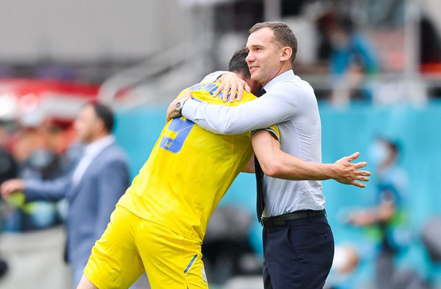 欧洲杯乌克兰队0-4英格兰队,欧洲杯乌克兰对瑞典全集