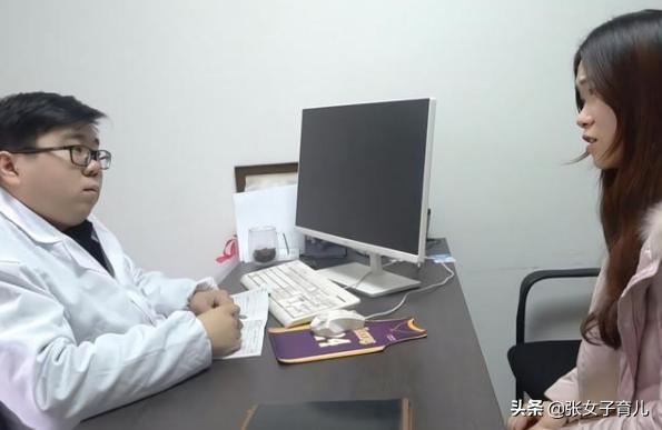 宝妈刚出月子就来例假了怎么回事,月子期间宝妈来少量月经正常吗