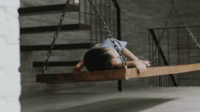 他花150万造零消耗的家，不开空调和网络：家人互动，不该隔着网