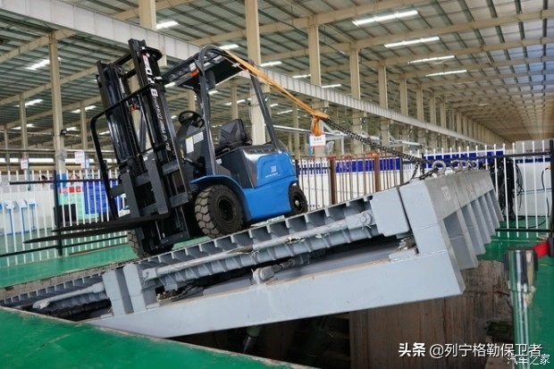 宋楠：中国品牌之比亚迪超级电叉车（2015年版）