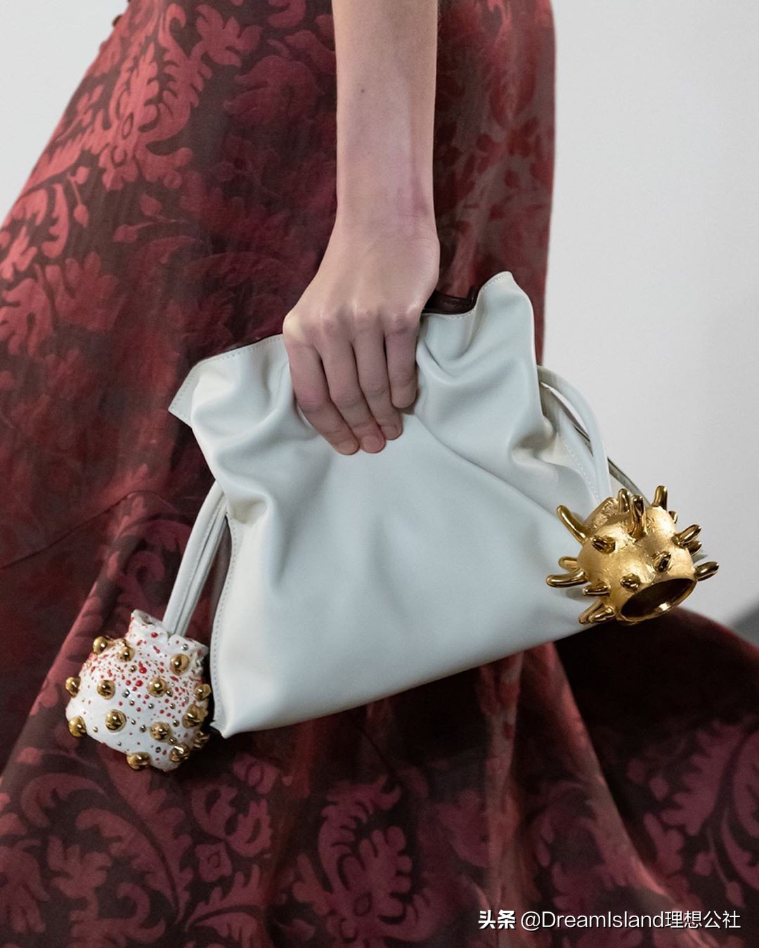 valentino鳄鱼皮女士包,valentino蝴蝶结包包