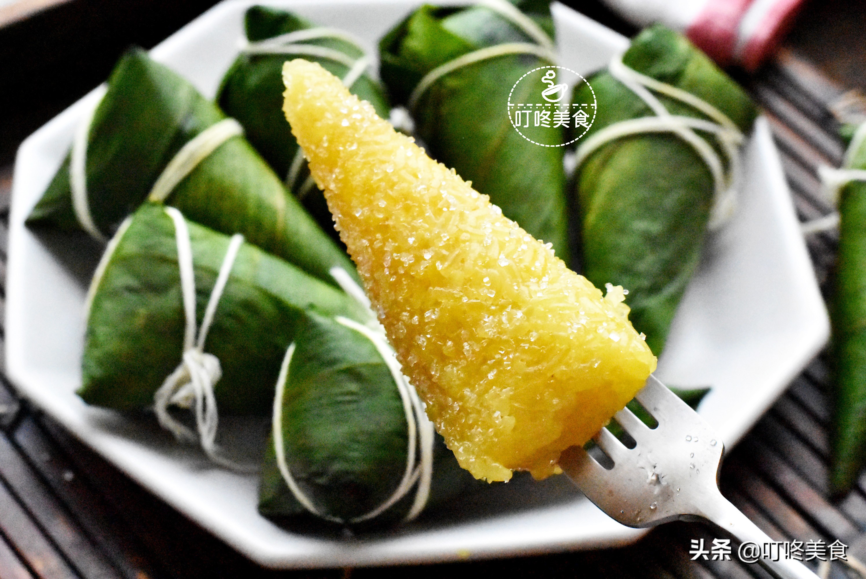 碱水粽怎么做又软又糯,碱水粽简单家常的做法