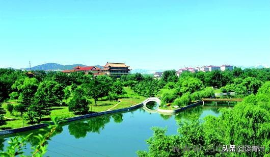 青州之两岸原声赞不住轻舟可看万重山