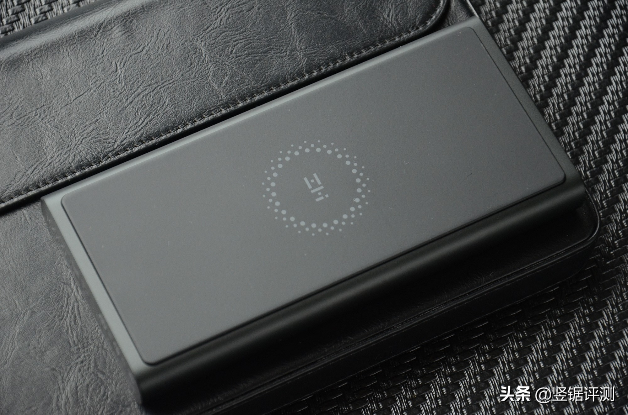 小米紫米苹果快充套装测评,小米无线充和紫米无线充